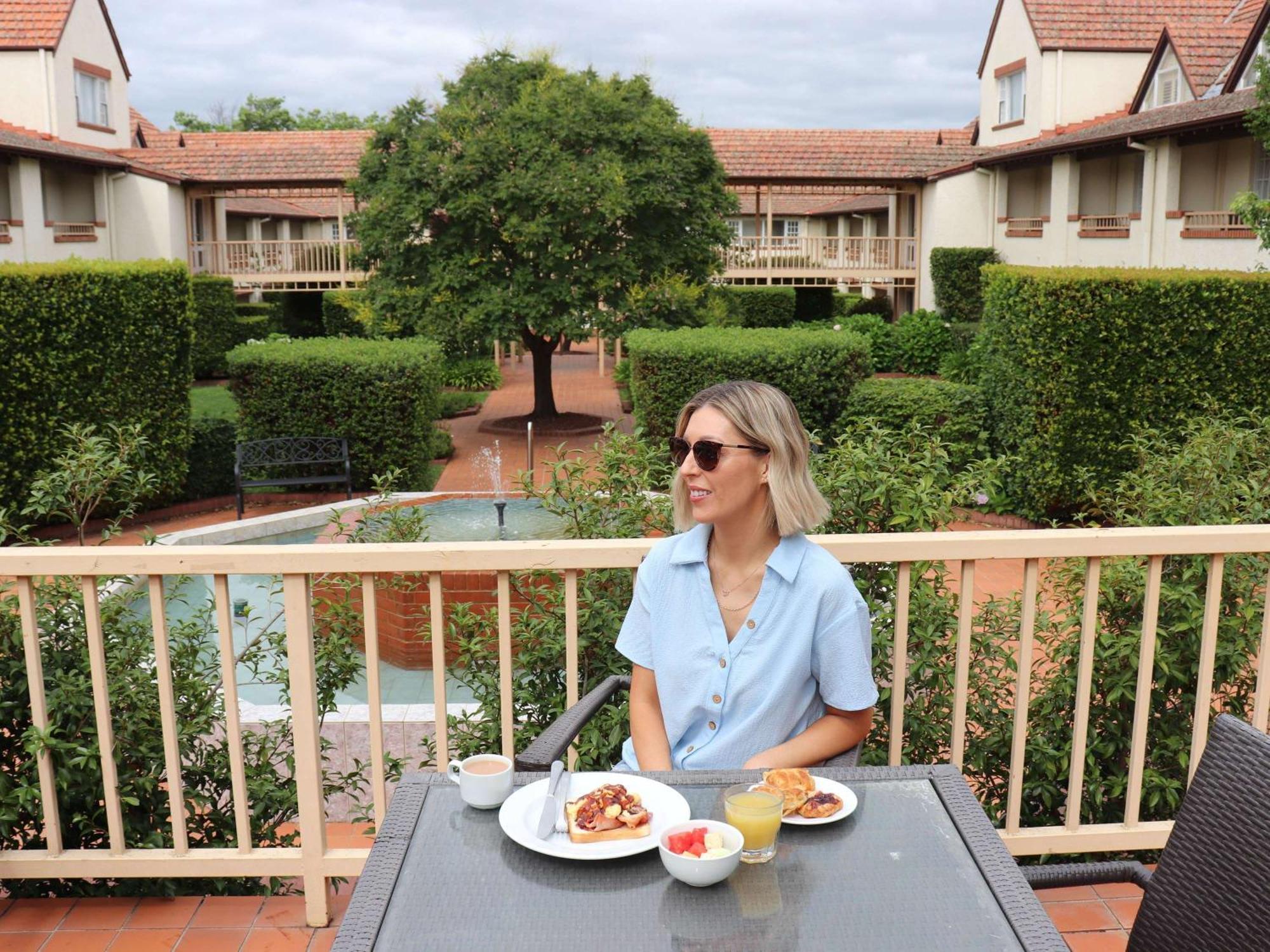 Mercure Canberra Eksteriør bilde